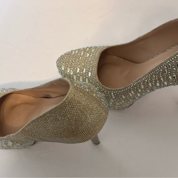 De Blossom Collection KINKO-178 Rhinestone Nude Sparkle Stiletto Pumps Size 9 - Picture 16 of 16